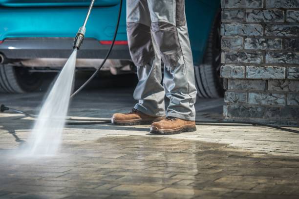 Best Sidewalk and Walkway Cleaning  in Bell Gardens, CA